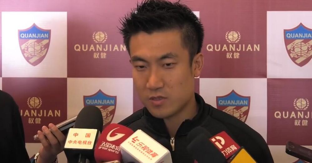 当然，语言不等于语言问题，语言在影片里的故意缺失正是在提醒人们要对语言问题给予关注，最明显的标志就是电影的名字沉默，它本身就暗示了语言问题扮演的主要角色一语言的缺失。